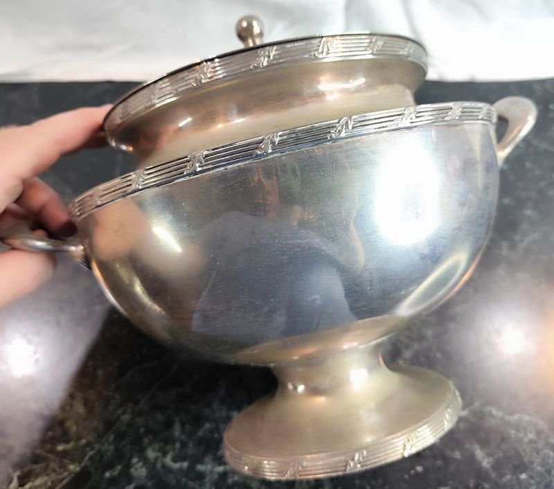 Antigua sopera en platina con diseño art Nouveau - imagen 3