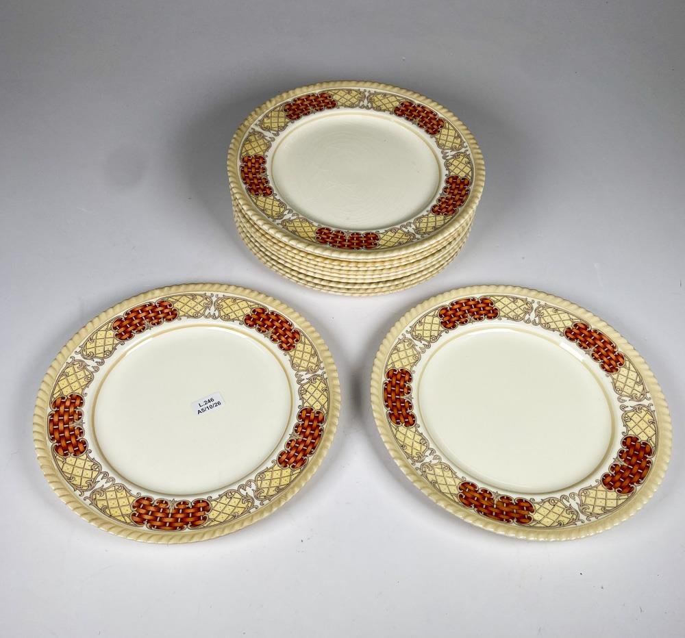 Doce Platos Llanos de Loza Inglesa Johnson Bros "Old English"
