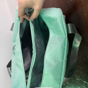 Bolso de Viaje Aqua con Detalles Grises - imagen 3