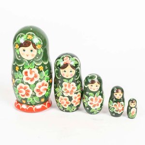 Lote siguiente: Set de 5 Muñecas Mamushkas Rusas Decoradas