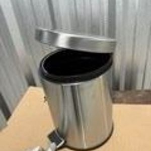 Cesto de Basura de Acero Inoxidable con Pedal y Tapa Hermética - imagen 3