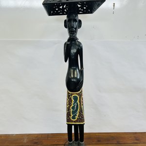 Luminaria de Pie Figura Africana en Madera Tallada - 120cm - imagen 4