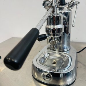 Cafetera Espresso Pavoni Profesional de un brazo, origen Italia - imagen 2