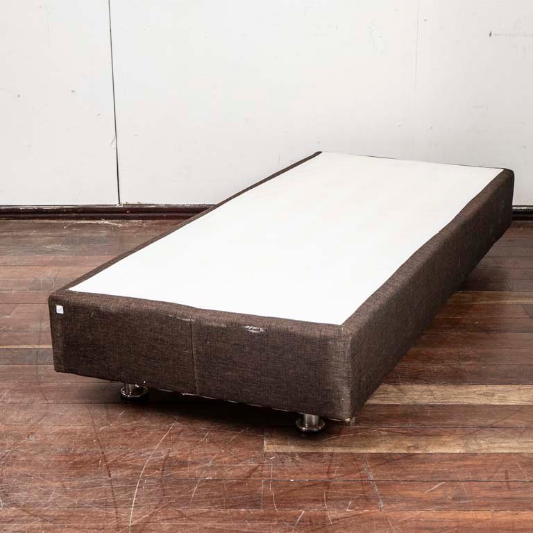 Item 2113931 - Image 0