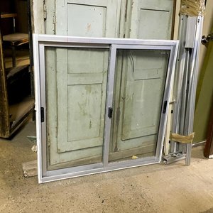 Lote anterior: Ventana Corrediza Aluminio y Vidrio 100x100 cm Dos Hojas
