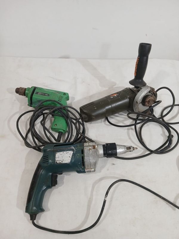 Lote de Herramientas Eléctricas: Taladro Chico, Amoladora y Taladro para Yeso