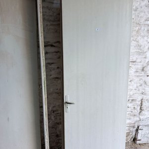 Lote de 2 Puertas Macizas Blancas con Marcos - imagen 7