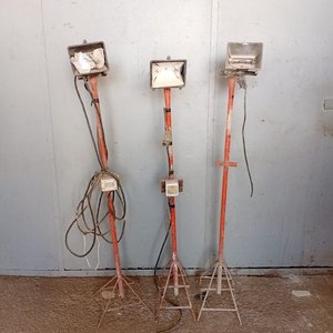 3 Focos de Pie con Estructura de Hierro Naranja, 1.40m de Alto - imagen 2
