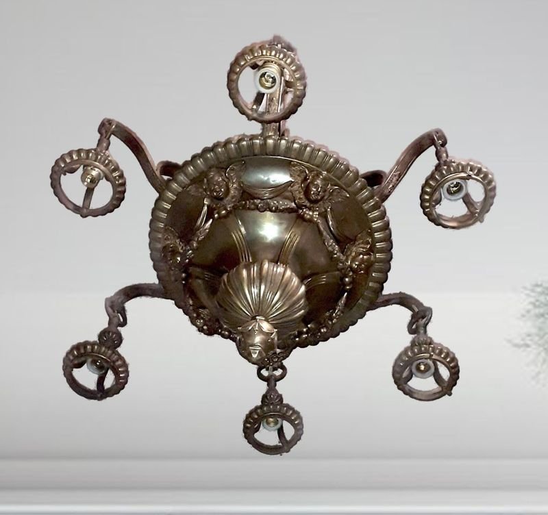 Araña Francesa de finales de 1800 con detalles Religiosos de Querubines (Ángeles) - imagen 3