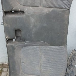 Lote de 32 Piezas de Autopartes: Caretas, Guardabarros y Más - imagen 6