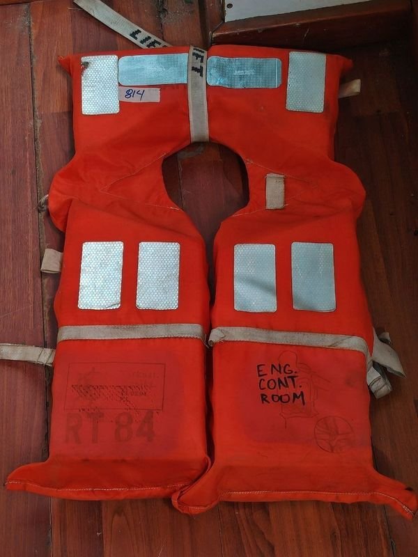 Chaleco Salvavidas Naranja 'MS Mariella RT 84' con Parches Reflectivos