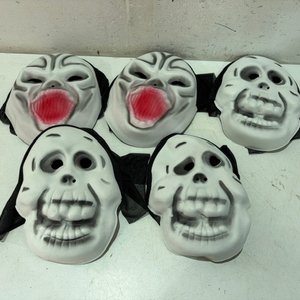 Lote siguiente: Pack de 5 Máscaras de Halloween Variadas