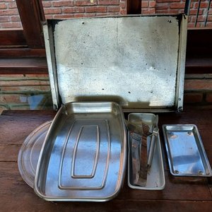 Lote siguiente: Fuente, Asadera y Pinza de Acero Inoxidable