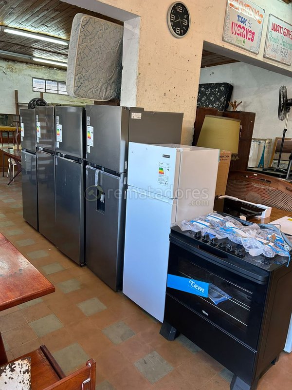 Heladeras y Cocina a Gas Tem
