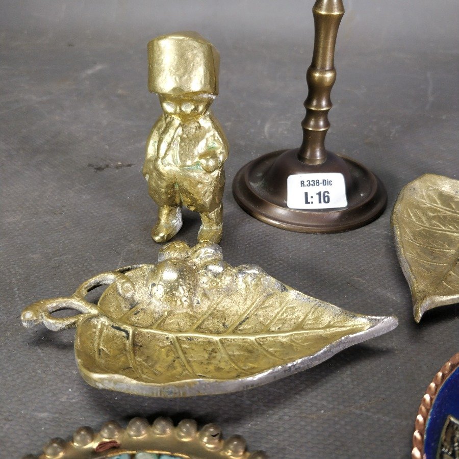 Item 15833 - Image 4