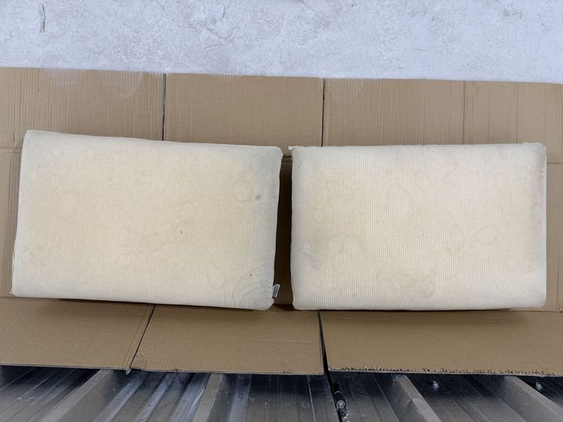 Par de Almohadas Viscoelásticas Tono Crema