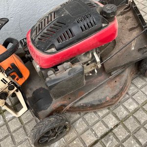 Máquina Cortar Pasto y Motosierra para Repuesto - imagen 5