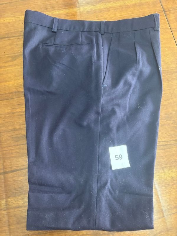 Pantalón de Vestir Azul Marino Talle 48