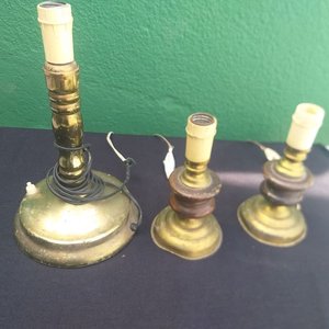 Lámpara y Veladores de Bronce - imagen 3