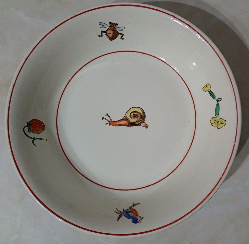 Plato Hondo Infantil de Porcelana Vintage con Dibujos de Animales y Flores