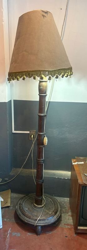 Lámpara vintage con pantalla tela 1,70 cm alto - imagen 2