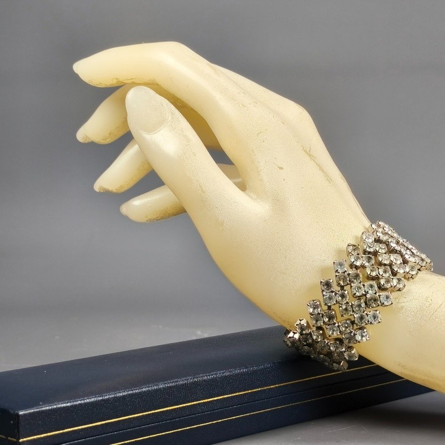 Item 16473 - Image 11