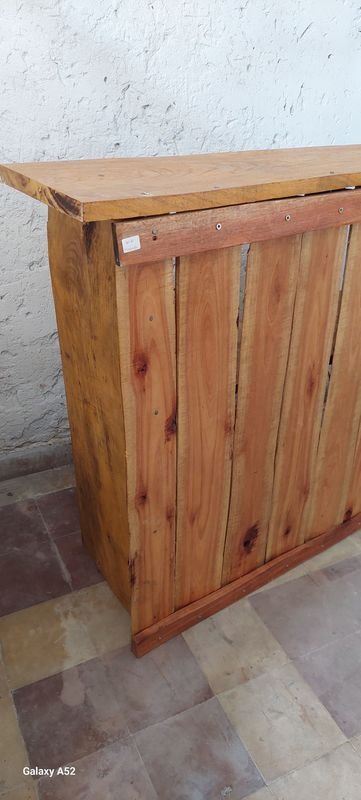 Barra de madera en buen estado - imagen 3