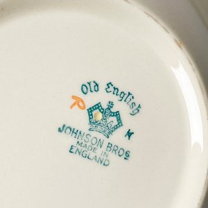 Guisera de loza inglesa borde decorado con tapa - imagen 5