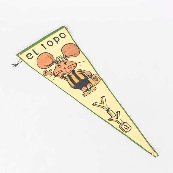 Banderìn Vintage Peñarol de la Década del 60 con Personaje de Ratón