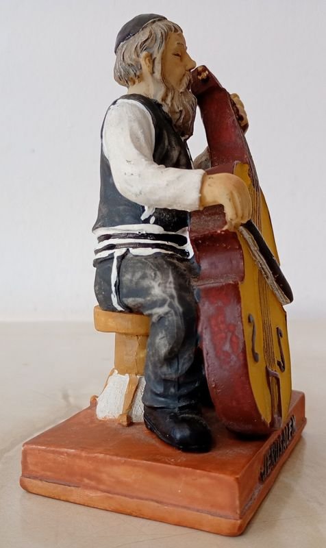 Figura de Contabajista decorativa hecha en Yeso - imagen 3