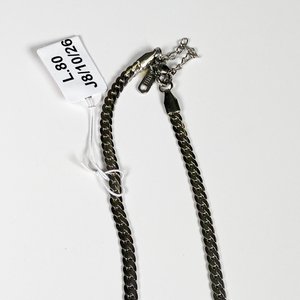 Dos Cadenas con Colgante: Una Dorada con Piedras y Otra de Acero - imagen 5