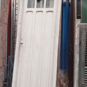 Dos Puertas de Interior Blancas con Vidrio y Faltantes - imagen 1
