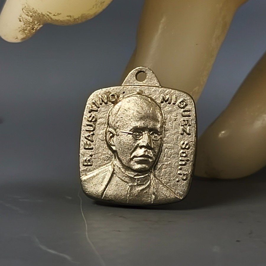 Item 16432 - Image 10