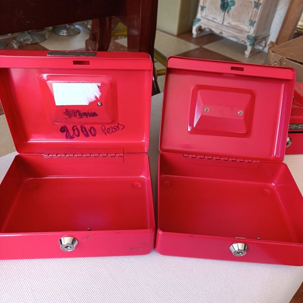 Caja de dinero metálica con asa y cerradura sin llave - imagen 6