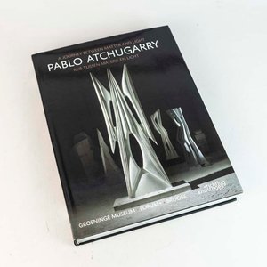 Libro "A Journey Between Matter and Light" de Pablo Atchugarry - imagen 1