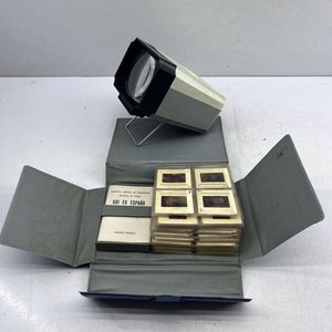 Proyector de Diapositivas Portátil con Estuche y Diapositivas del Instituto Español de Emigración - imagen 4