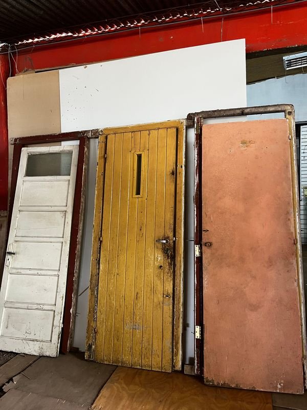 Item 877434 - Image 0