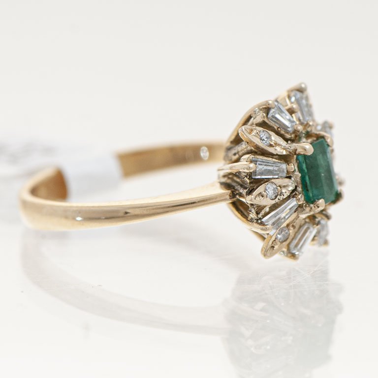 Anillo de Oro con Esmeralda y Brillantes - imagen 2