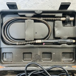 Lote #008 – Torno eléctrico de mano – Straus - imagen 4