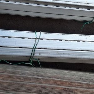 Dos Cortinas de PVC Enrollables Blancas - imagen 3