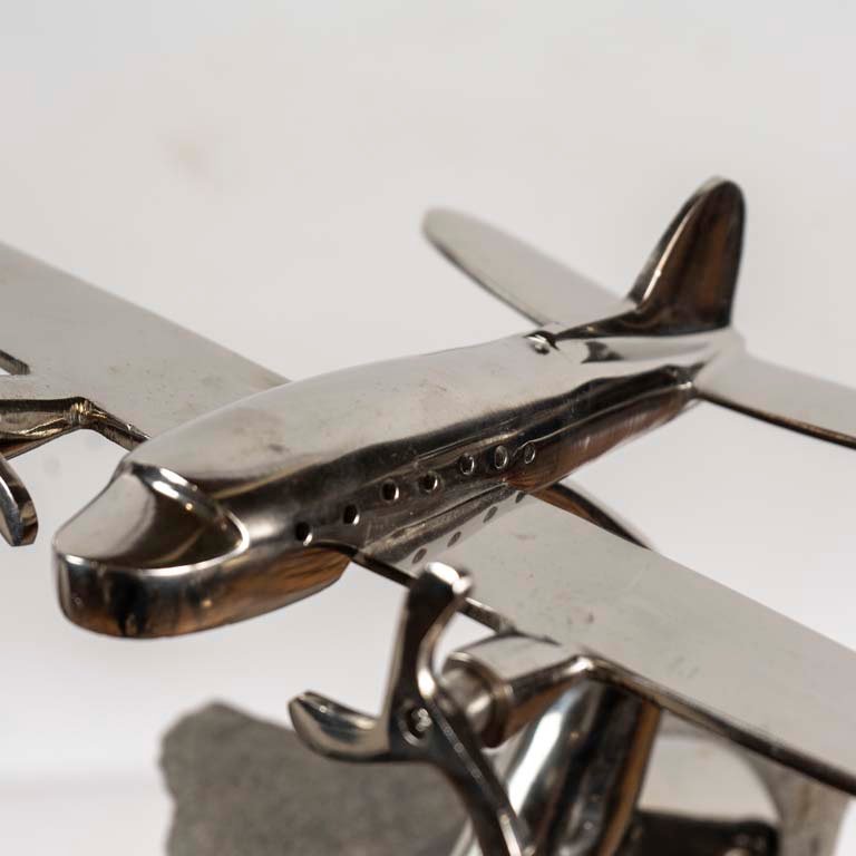 Item 2097318 - Image 1