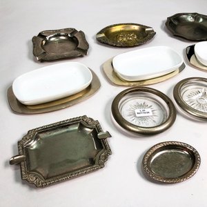 Lote de 10 Piezas: Ceniceros, Posavasos y Centritos de Porcelana y Metal - imagen 2