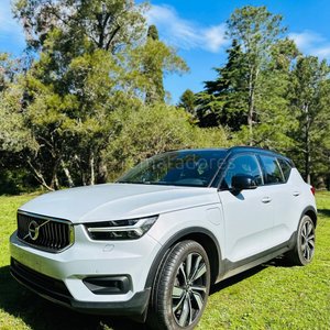 Volvo XC40 Recharge Eléctrico SUV Blanco 2023 - imagen 1
