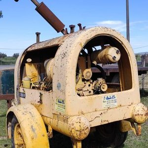 Compresor Deutz Modelo 383 R Amarillo - imagen 2