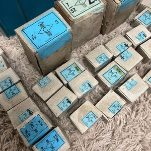 Lote de 51 Cajas de Tornillos de Industria Uruguaya - imagen 6
