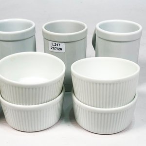 Diez Piezas de Porcelana Blanca: Compoteras y Tazas - imagen 3