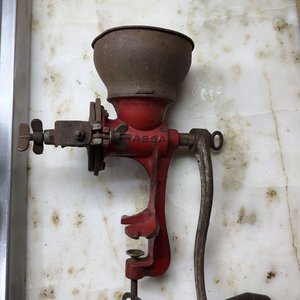 Molino Manual Antiguo Maesa de Hierro Fundido Rojo - imagen 5