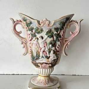 Florero Italiano Capodimonte Antiguo con Escena Mitológica - imagen 4