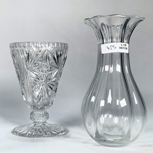 Lote de 4 piezas de vidrio: centro decorativo, bizcochera y dos floreros - imagen 3