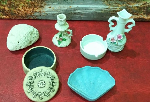 Colección de adornos y objetos decorativos - imagen 2